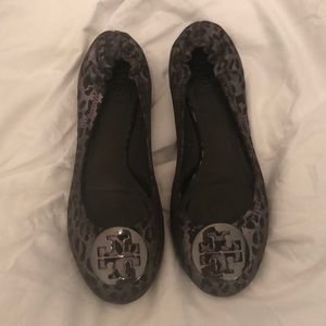 Tory Burch Flats, Black cheetah print, size 7